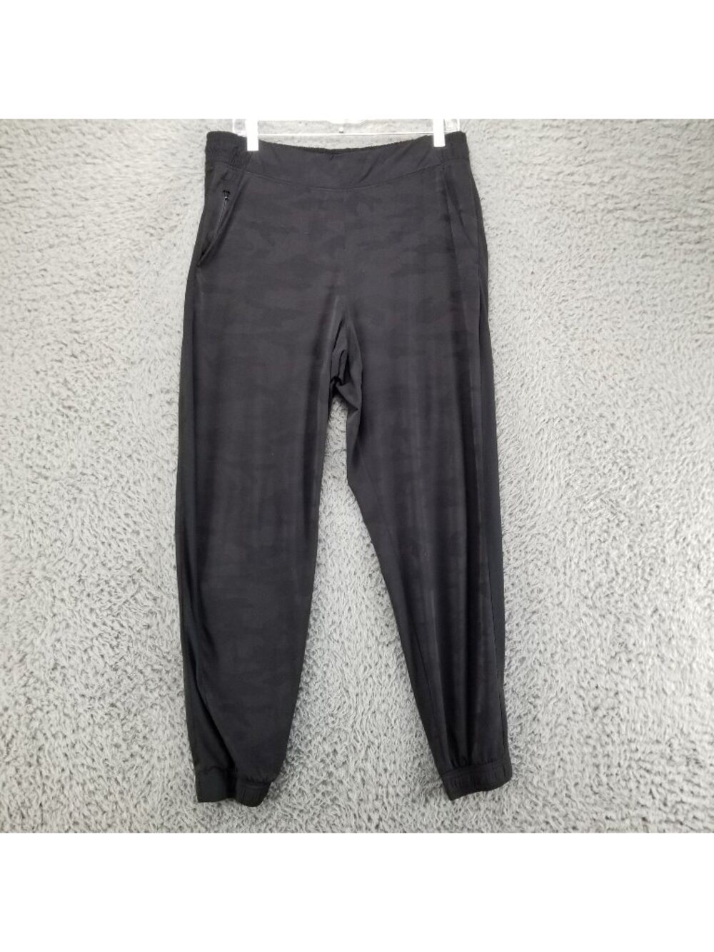 Athleta Pants Womens 12 Black Camo Brooklyn Jogger Textured Stretch Ankle Pants